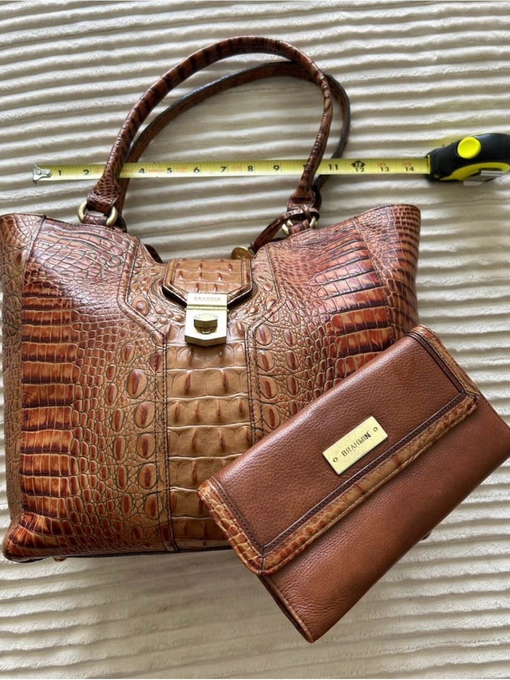 Brahmin Brown Croc-Embossed bag with Gold Hardware - Picture 3 of 15